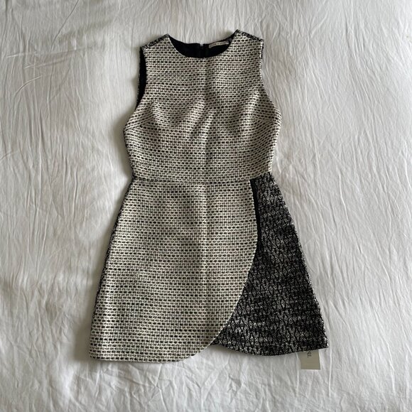 Alice + Olivia Sally Side-Zip Tweed Mini Dress (sz 8) - Picture 10 of 12